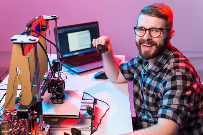 The Beginner's Guide to 3D Printing MakerGeeks